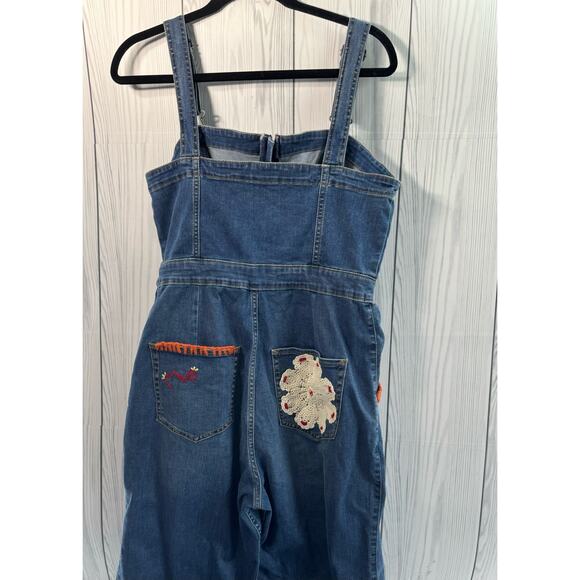Reimagined Embroidered Retro Style Hollister Overalls Size Large - Picture 3 of 14